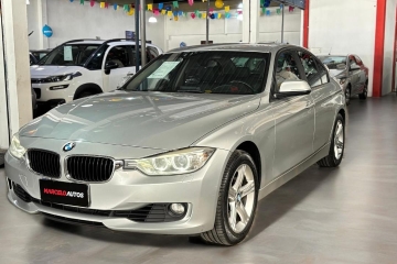 320i