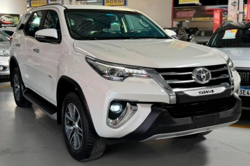 HILUX SW4